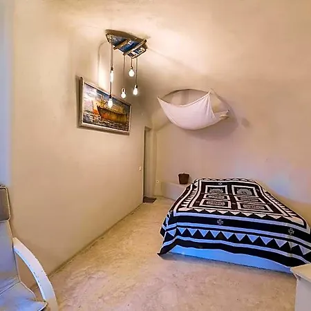 ホテル Caveland Santorini Island