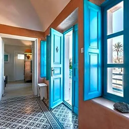 ホテル Caveland Santorini Island